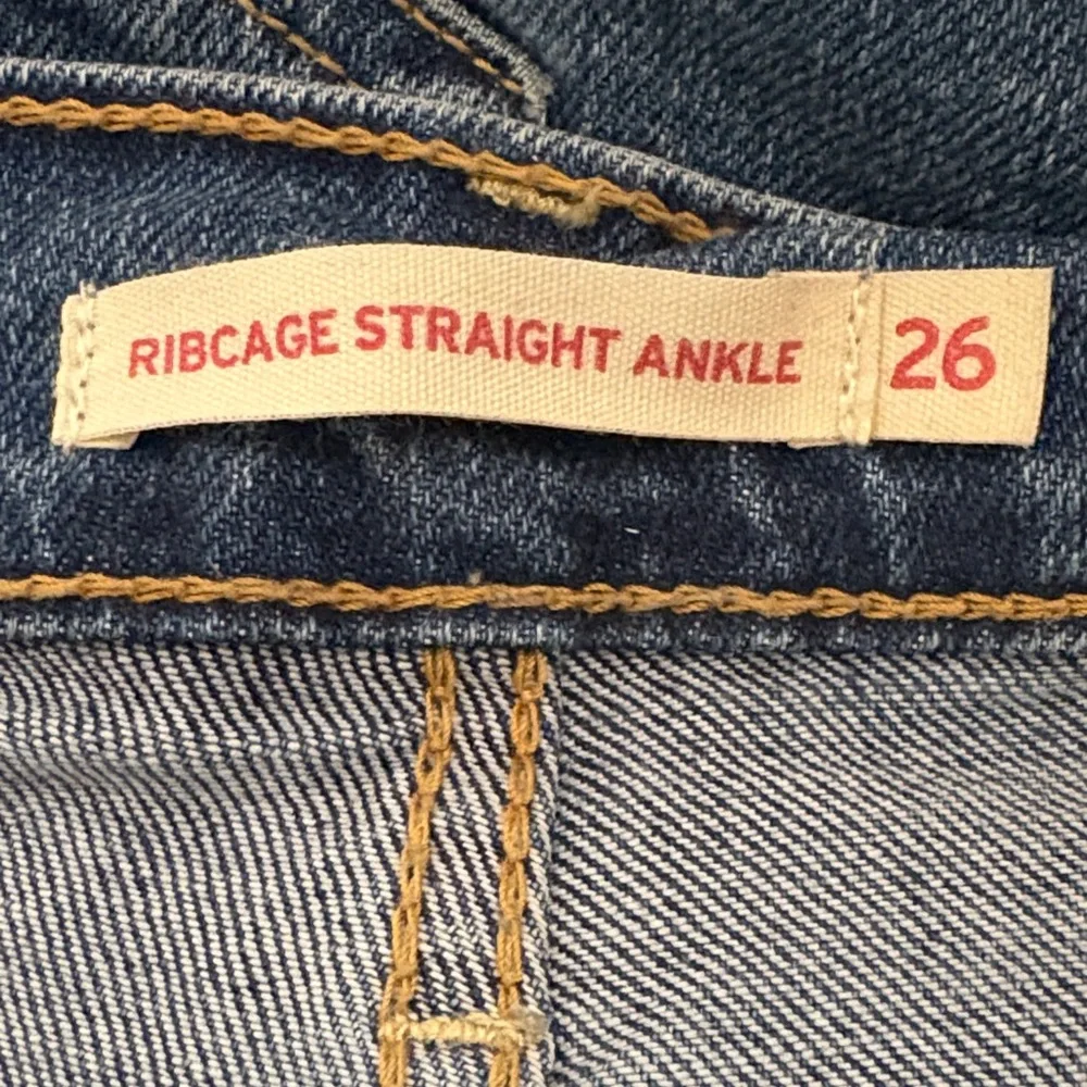 LEVIS STRAUSS & CO.Classic Blue Denim Jeans - Picture 5 of 5